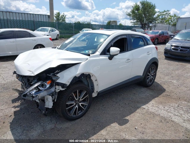 JM1DKFC7XH0169056 Mazda Cx-3 Touring