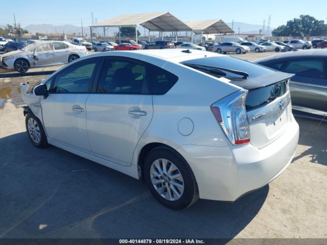 JTDKN3DP3E3055843 Toyota Prius Plug-in Advanced