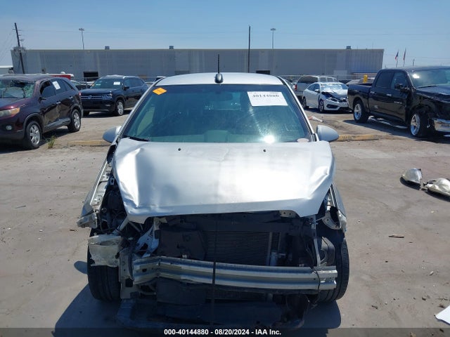 Chevrolet Spark 1lt Cvt 2015 KL8CD6S96FC725201 Image 13