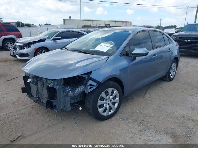 Toyota COROLLA LE 2022 JTDEPMAE1NJ221546 Image 2