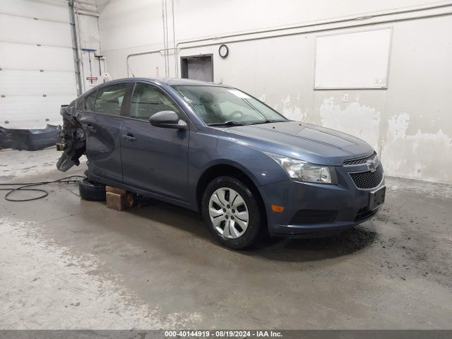 2014 1G1PB5SH6E7345081 main image