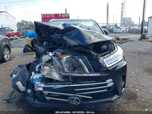 Toyota Highlander Xle 2019 5TDJZRFH0KS591250 Image 12