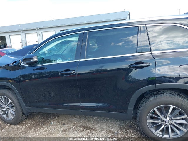 Toyota Highlander Xle 2019 5TDJZRFH0KS591250 Image 14