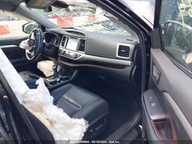 Toyota Highlander Xle 2019 5TDJZRFH0KS591250 Image 5