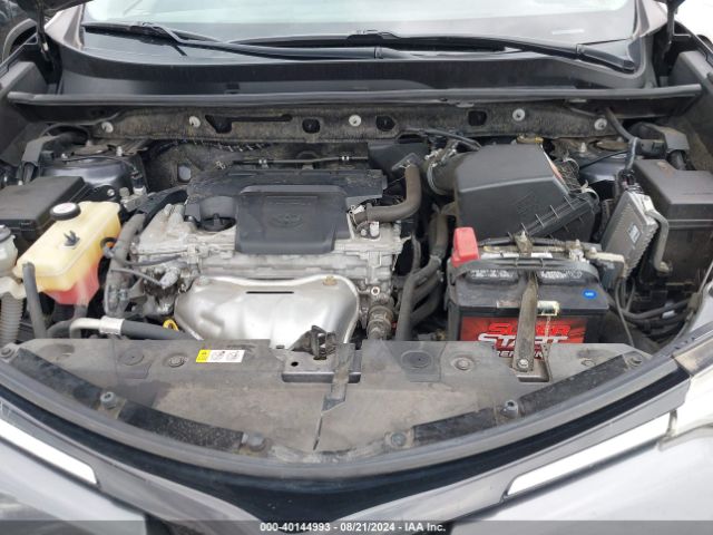 JTMWFREV9JD122853 Toyota Rav4 Xle