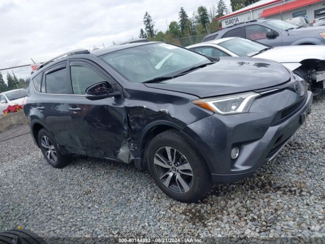 JTMWFREV9JD122853 Toyota Rav4 Xle