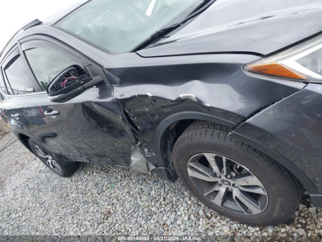 JTMWFREV9JD122853 Toyota Rav4 Xle