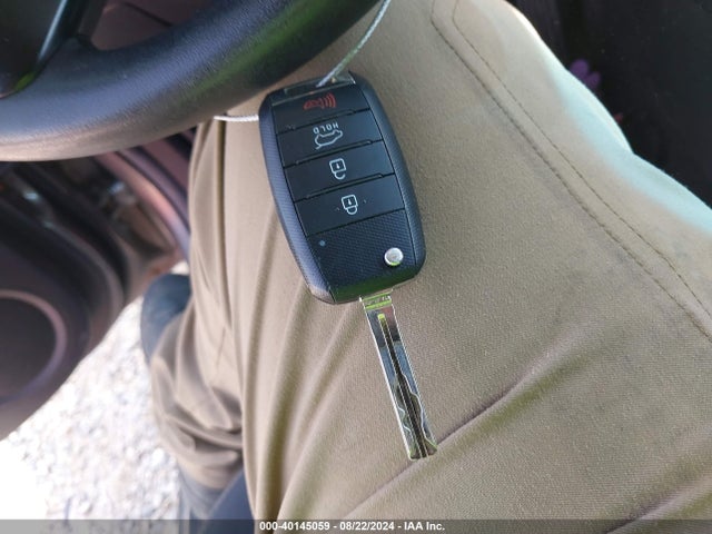 KIA Soul 2016 KNDJN2A26G7396230 Image 11