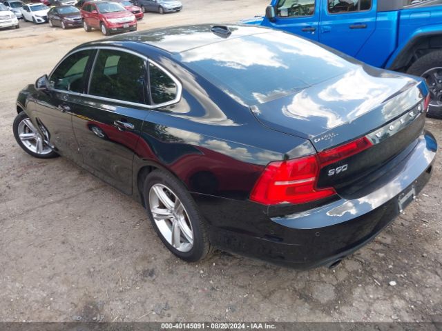 LVY982AK6JP029158 Volvo S90 T5 Momentum