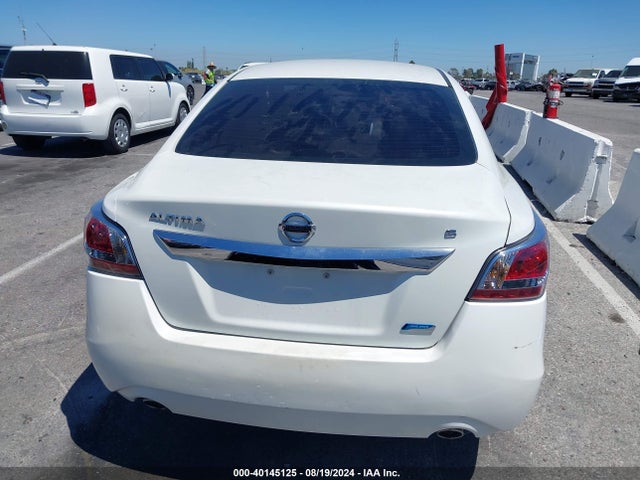 Nissan Altima 2.5 S 2014 1N4AL3AP3EC182622 Image 16