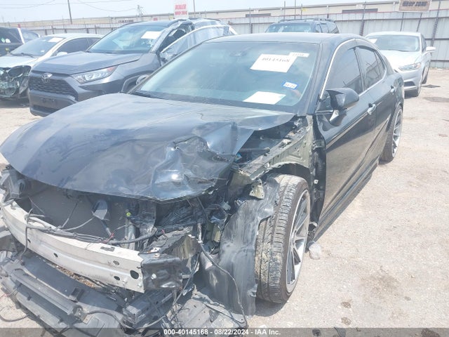 Toyota CAMRY SE 2018 4T1B11HK5JU660736 Image 2