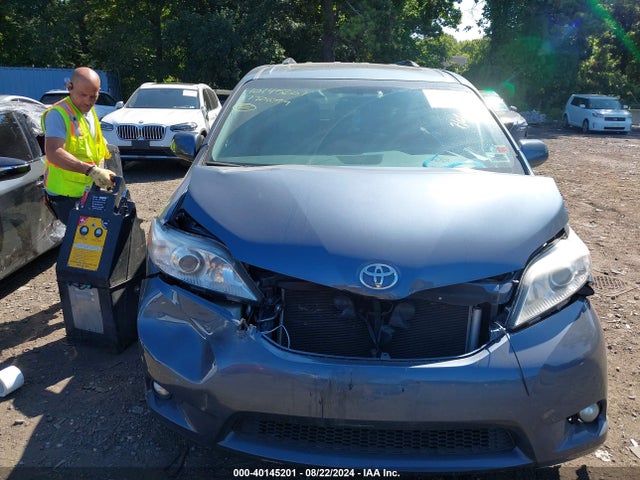 Toyota Sienna Xle 8 Passenger 2017 5TDYZ3DC9HS797209 Image 12