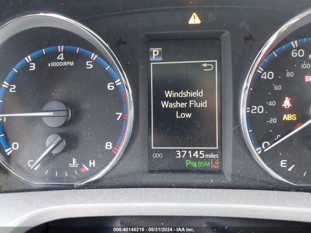 Toyota Rav4 Platinum 2018 2T3YFREV5JW464733 Image 15