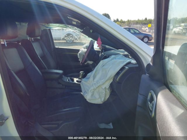 1C4RJFAG3KC635380 Jeep Grand Cherokee Altitude 4x4