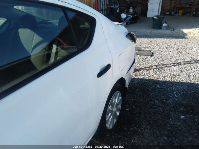3N1CN7APXJL840944 Nissan Versa 1.6 S