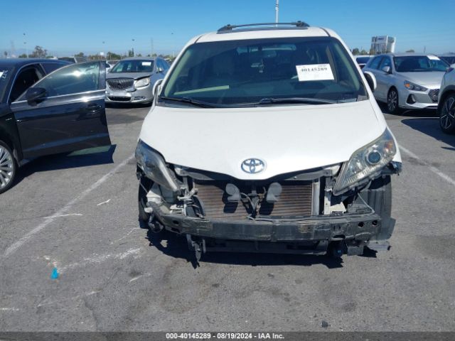 5TDYK3DC0FS533832 Toyota Sienna Xle Premium 8 Passenger