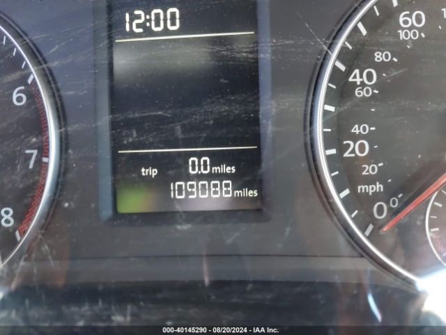 1VWAT7A39FC121708 Volkswagen Passat 1.8t Limited Edition