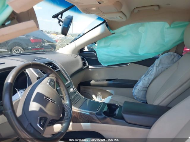 2LMTJ6KP2GBL20470 Lincoln Mkx Select