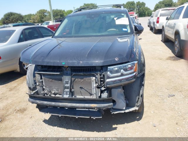 1V2YR2CA1KC582683 Volkswagen Atlas 3.6l V6 Se W/technology R-line