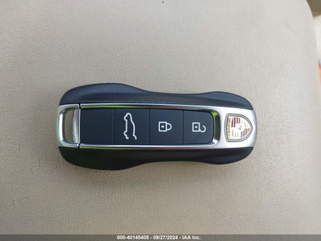 WP1AA2AY8KDA06513 Porsche Cayenne