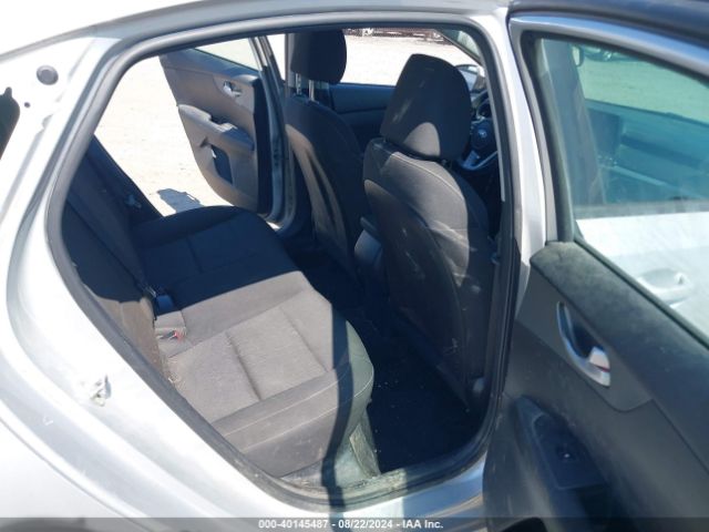3KPF24AD0KE104995 KIA Forte Lxs
