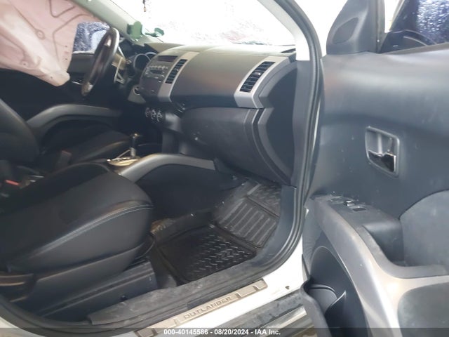2012 MITSUBISHI OUTLANDER JA4JT3AW8CU028426 Photo 4