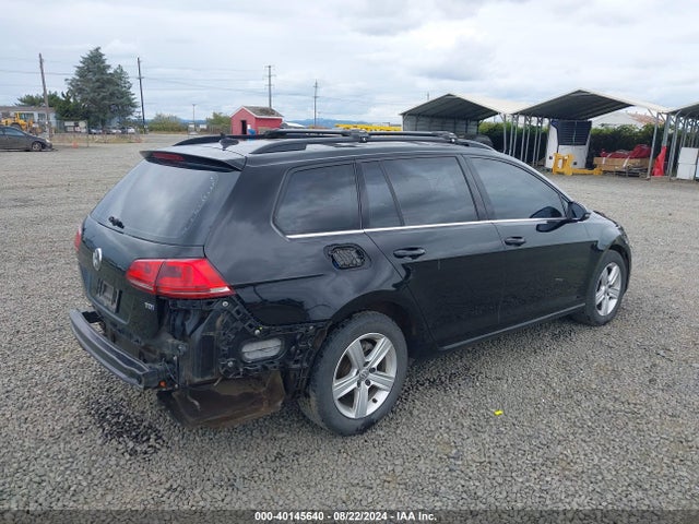 3VWCA7AU1FM510493 Volkswagen Golf Sportwagen Tdi S 4-door