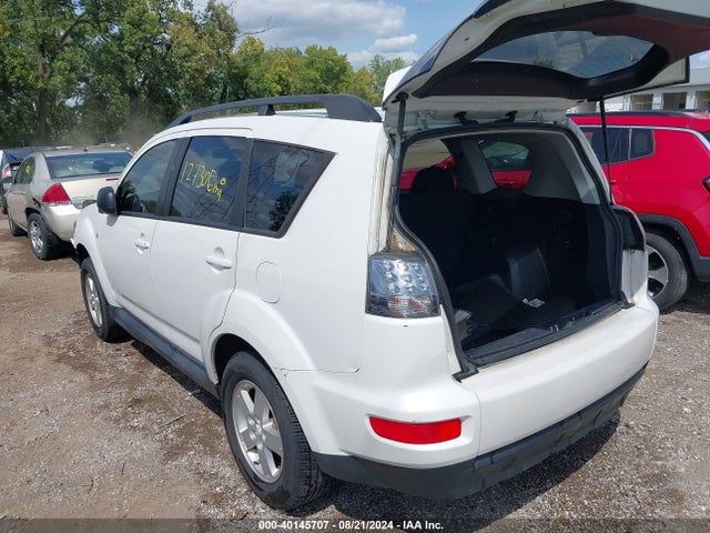 2010 MITSUBISHI OUTLANDER JA4AT2AW3AZ006263 Photo 2