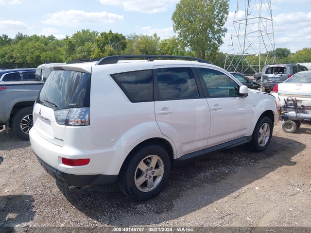 2010 MITSUBISHI OUTLANDER JA4AT2AW3AZ006263 Photo 3