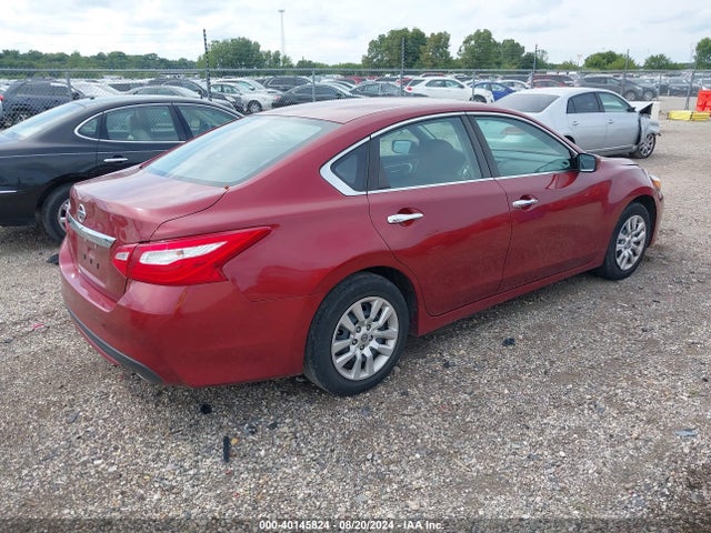 Nissan Altima 2.5 S 2016 1N4AL3AP3GN319260 Image 4