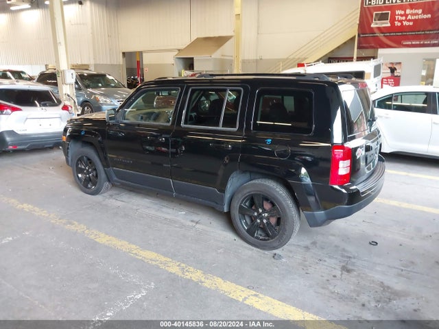 1C4NJPBA1ED758365 Jeep Patriot Altitude