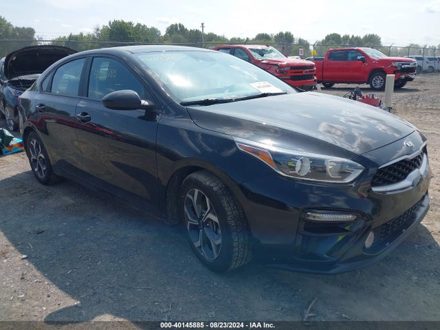 2020 3KPF24AD8LE209172 main image