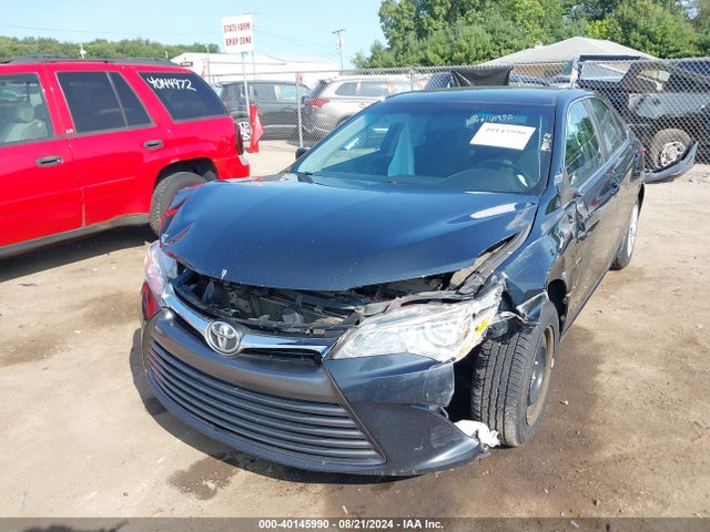 Toyota CAMRY LE 2017 4T1BF1FKXHU664960 Image 2