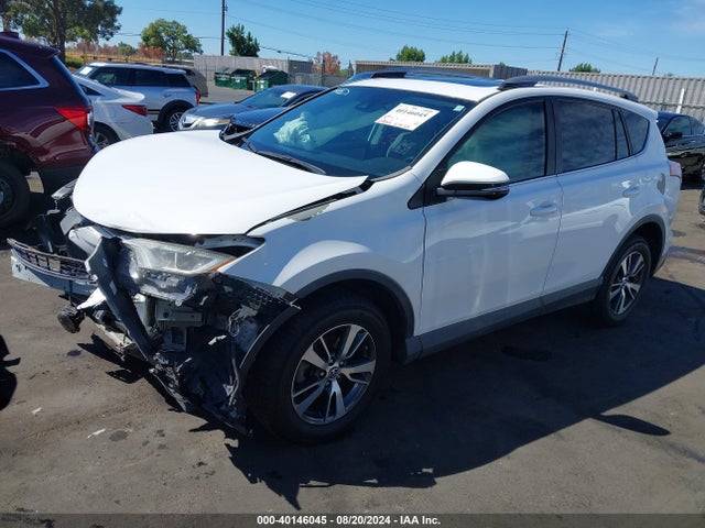 Toyota Rav4 Xle 2017 2T3WFREV0HW374360 Image 2