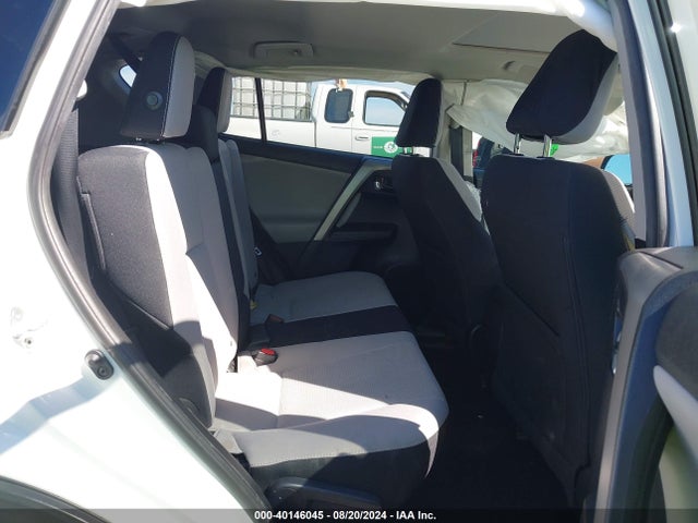 Toyota Rav4 Xle 2017 2T3WFREV0HW374360 Image 8