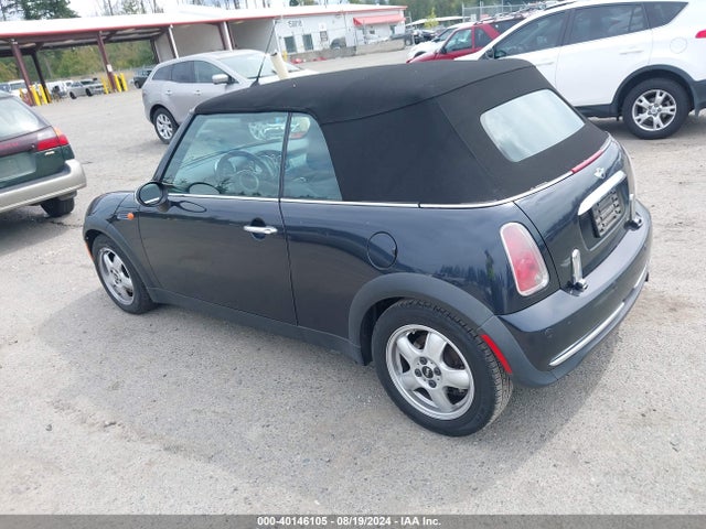 2006 MINI COOPER WMWRF33556TG13866 Photo 2