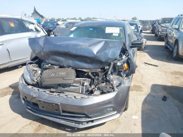 3VWD17AJ9GM249612 Volkswagen Jetta 1.8t Sport