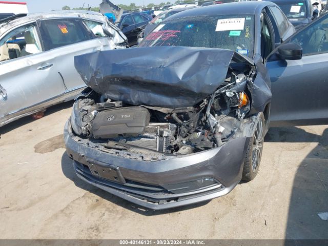 3VWD17AJ9GM249612 Volkswagen Jetta 1.8t Sport