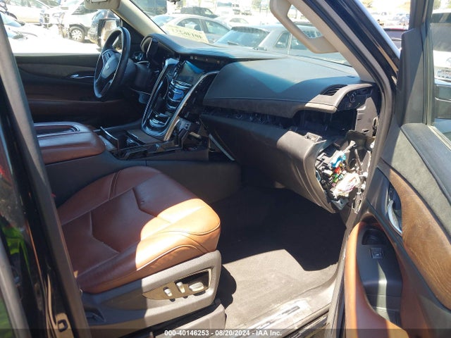 2017 CADILLAC ESCALADE ESV 1GYS4JKJ7HR346802 Photo 4