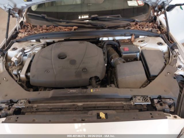 7JRA22TK1LG048983 Volvo S60 T6 Momentum
