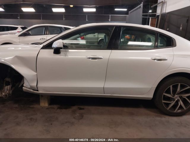 7JRA22TK1LG048983 Volvo S60 T6 Momentum