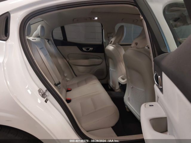 7JRA22TK1LG048983 Volvo S60 T6 Momentum