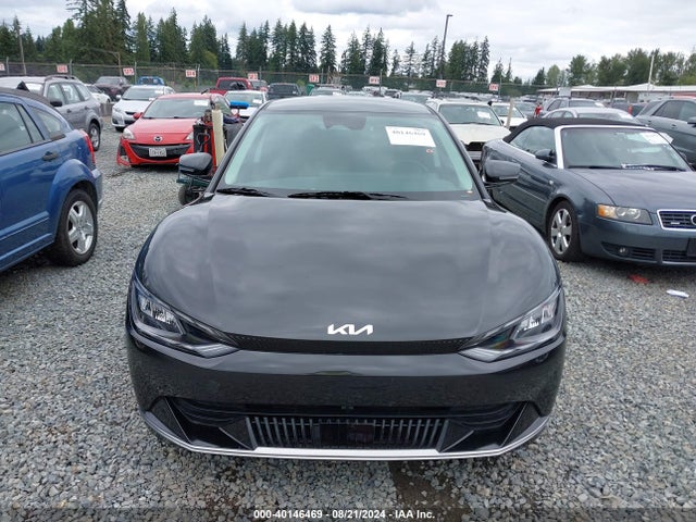 KIA Ev6 Wind 2023 KNDC34LA3P5612531 Image 12