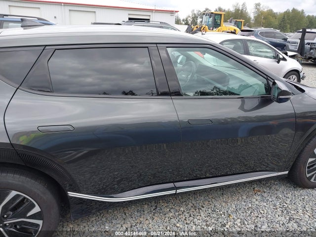 KIA Ev6 Wind 2023 KNDC34LA3P5612531 Image 13