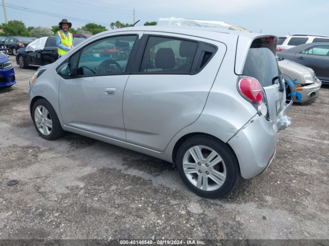 KL8CB6S92FC789953 Chevrolet Spark Ls Cvt