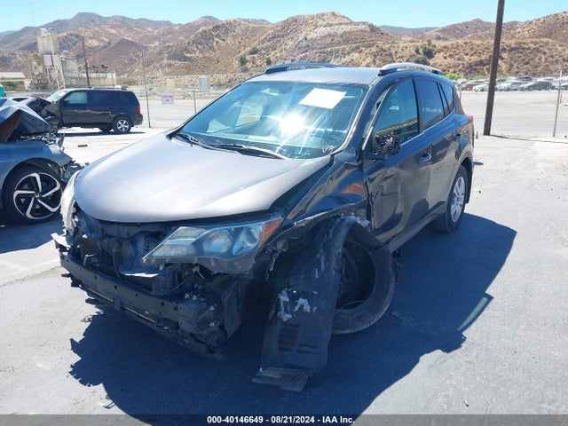 Toyota RAV4 LE 2015 2T3ZFREV5FW177517 Image 2