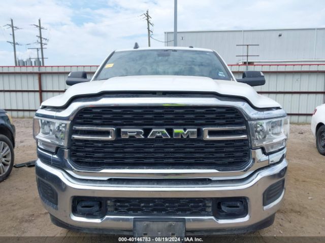3C6UR5JL4NG365403 RAM 2500 Big Horn  4x4 8' Box