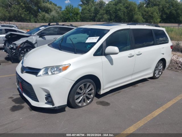 5TDYZ3DC3JS922663 Toyota Sienna Xle Premium 8 Passenger