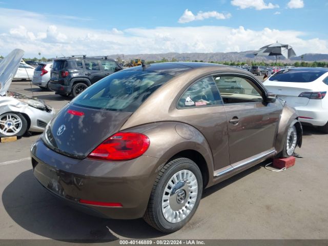 3VWJP7AT7EM631007 Volkswagen Beetle 2.5l