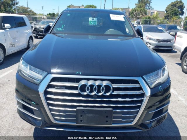 WA1LHAF78JD047944 Audi Q7 2.0t Premium